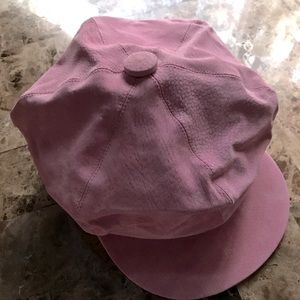 🎄Newport News Pink Suede Cap